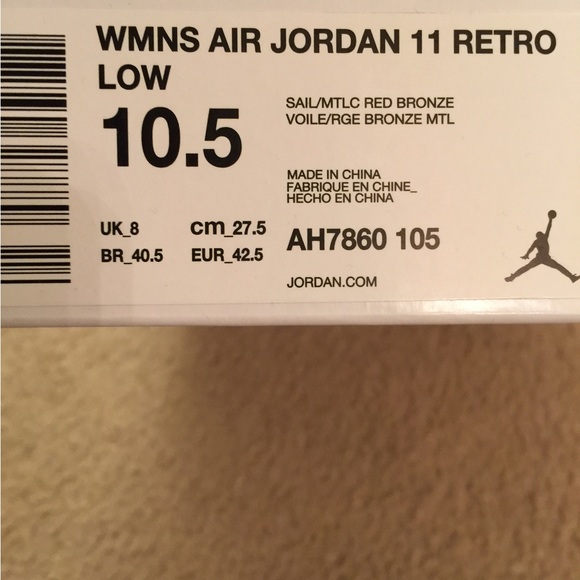 Women’s Air Jordan 11 Retro in Rose Gold - Picture 3 of 3